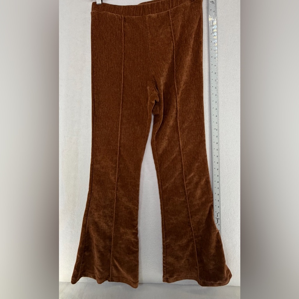 Urban Outfitters Love On A Hangar Velour Flared Brown Pull On Elastic Waist L